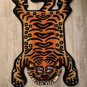Handmade tiger rug from Tibet 1x2 feet